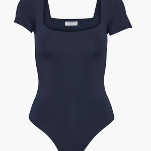 Aritzia Babaton Contour Square Neck Bodysuit